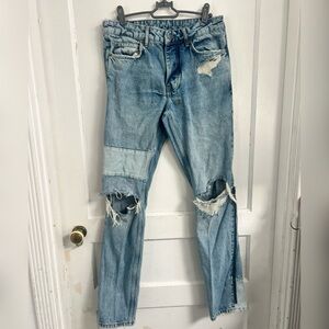 Ksubi Men's Chitch Kulture slim fit distressed denim
Jeans Size 31